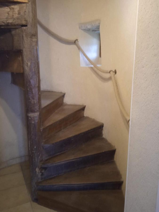 Charming Detached 2 Bedroom Ancient House In Medieval Quarter Of A Small Town In The Pays De La Loire, France Sillé-le-Guillaume 외부 사진